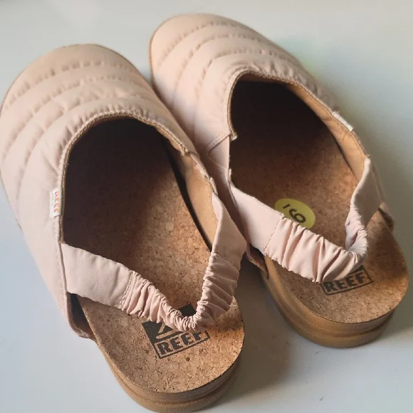 Reef Women's Slippers - Tan and Brown - Picture 3 of 6